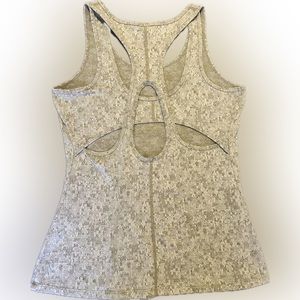 GYMSHARK🦈 cross back top size Small